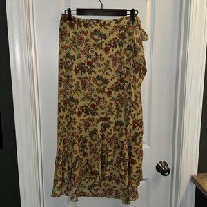 Floral Faux Wrap Autumn Skirt w elastic waist, ruffle hem, fabric tie.